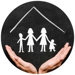 Dra. Cristina Linhares - Direito de Família e Sucessões